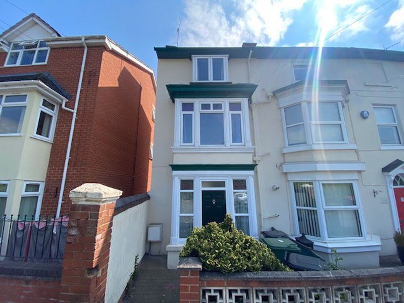 4 bed property to rent in Henwick Road, Worcester WR2 Zoopla