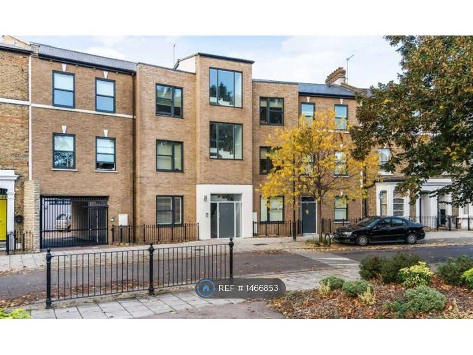 2 bed flat to rent in Chatham Street, London SE17 Zoopla