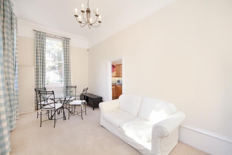2 bed flat to rent in Earls Court Square, Earls Court, London SW5 Zoopla