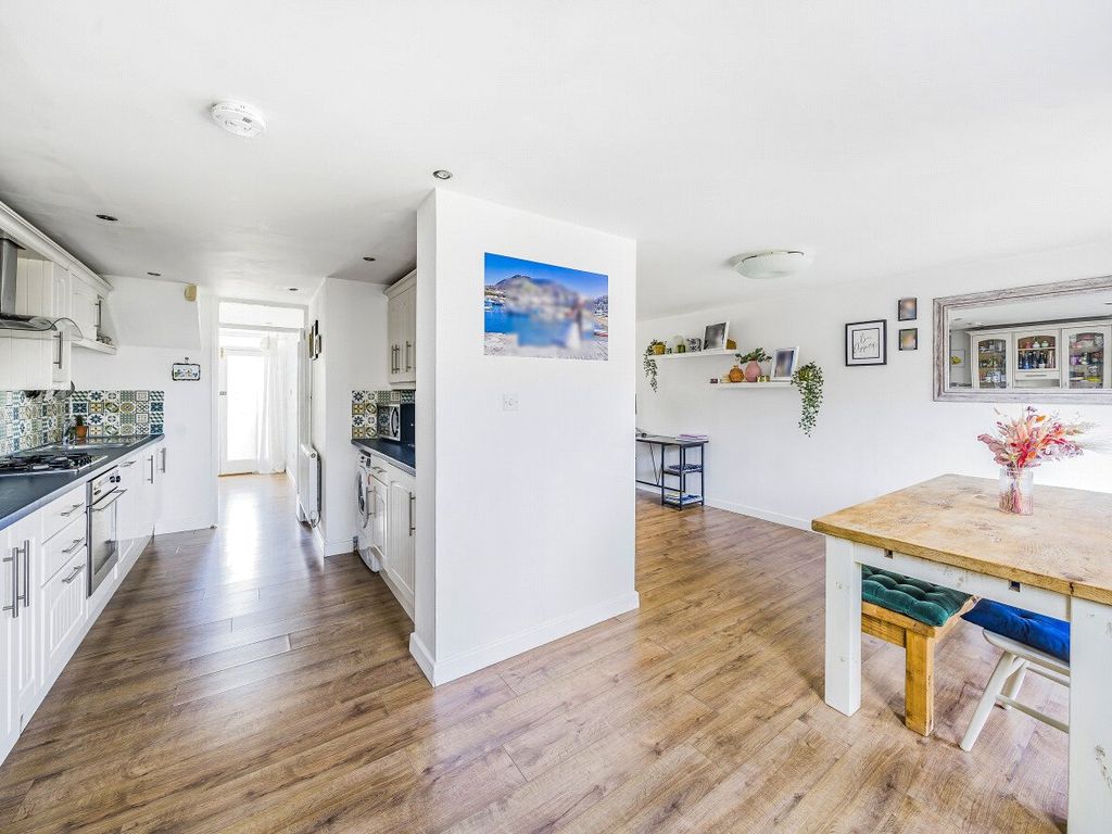 3 bed semidetached house for sale in St Ambrose Close, Covingham