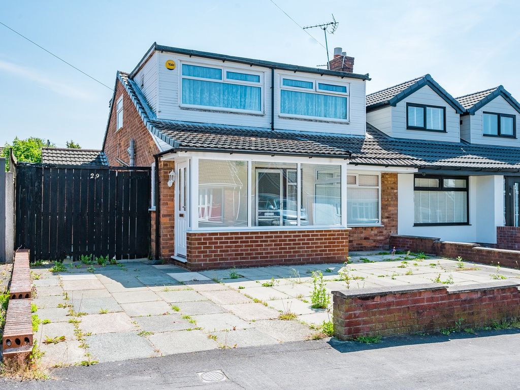 4 bed semidetached bungalow for sale in Clifton Road, Billinge, Wigan, Greater Manchester. WN5
