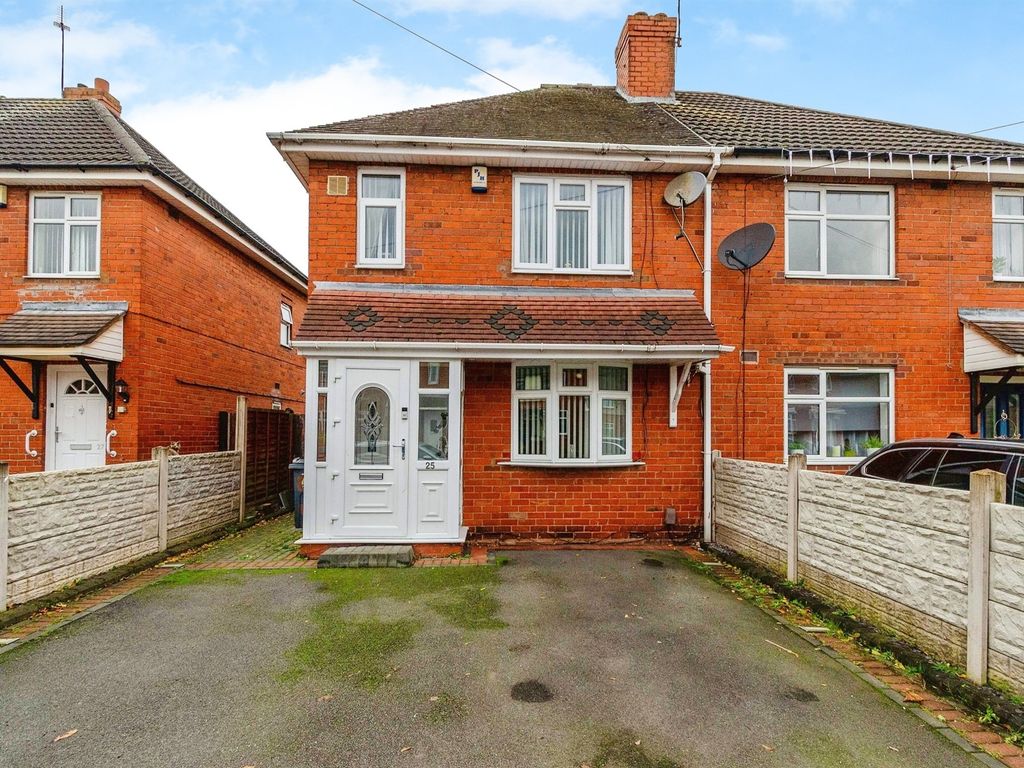 3 bed semidetached house for sale in Dick Sheppard Avenue, Tipton DY4