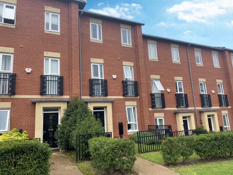 3 bed terraced house to rent in Field Close, Bilston WV14 Zoopla