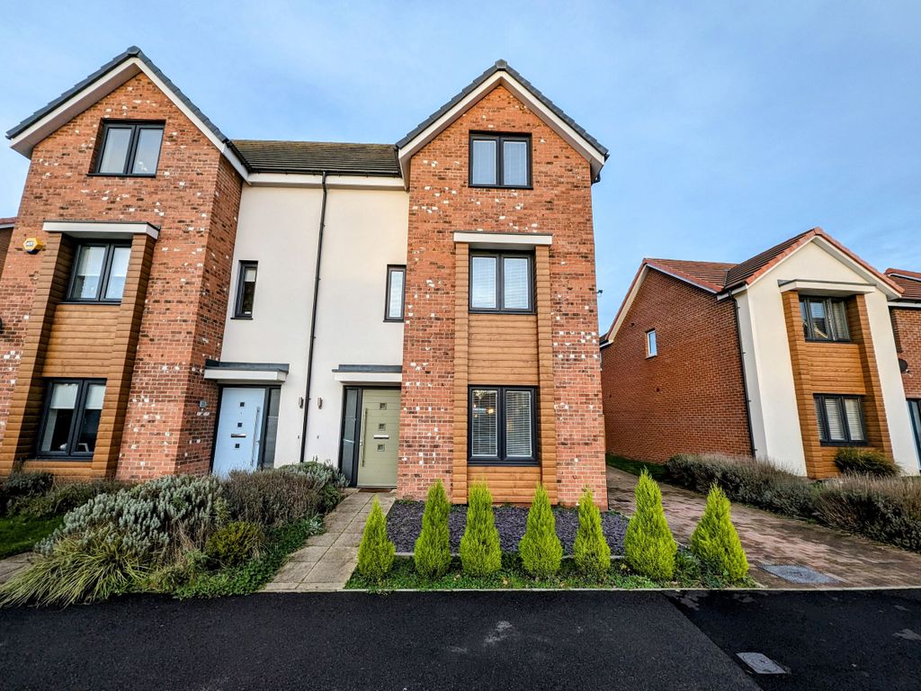 3 bed semidetached house for sale in Wanstead Crescent, Chester Le