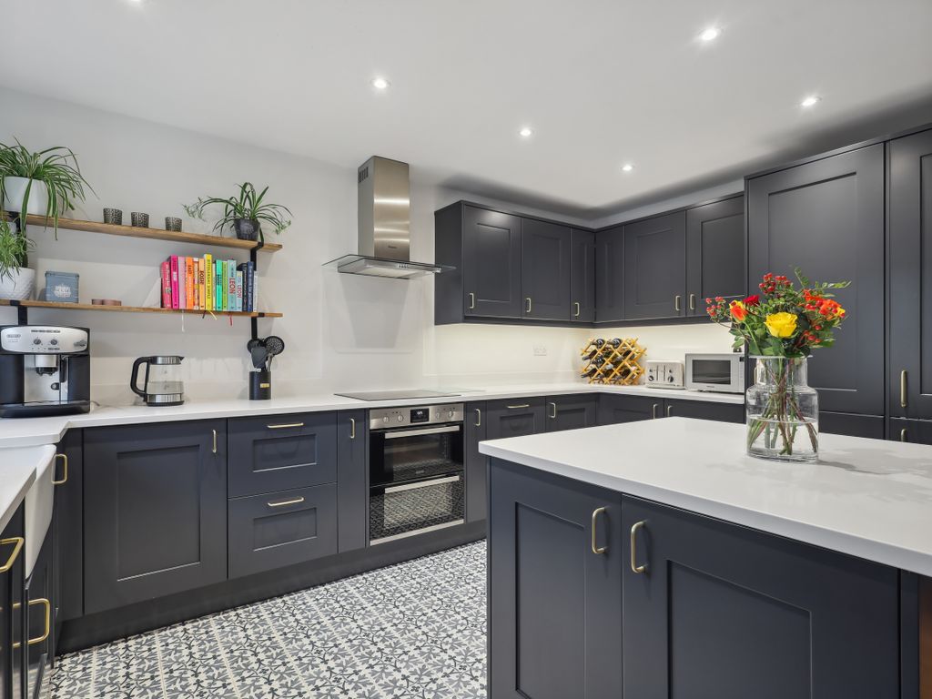 Crown Lane Gardens, Crown Lane, London SW16  