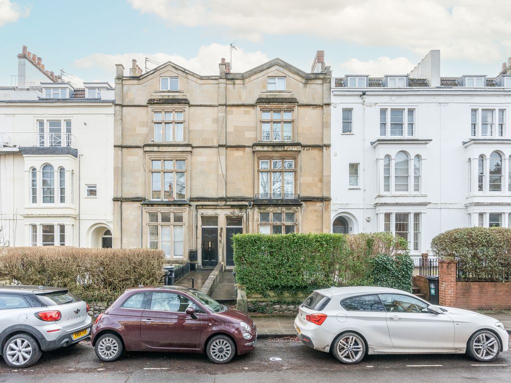 2 bed flat for sale in Flat 3, 56 Oakfield Road, Clifton, Bristol BS8, £375,000 Zoopla