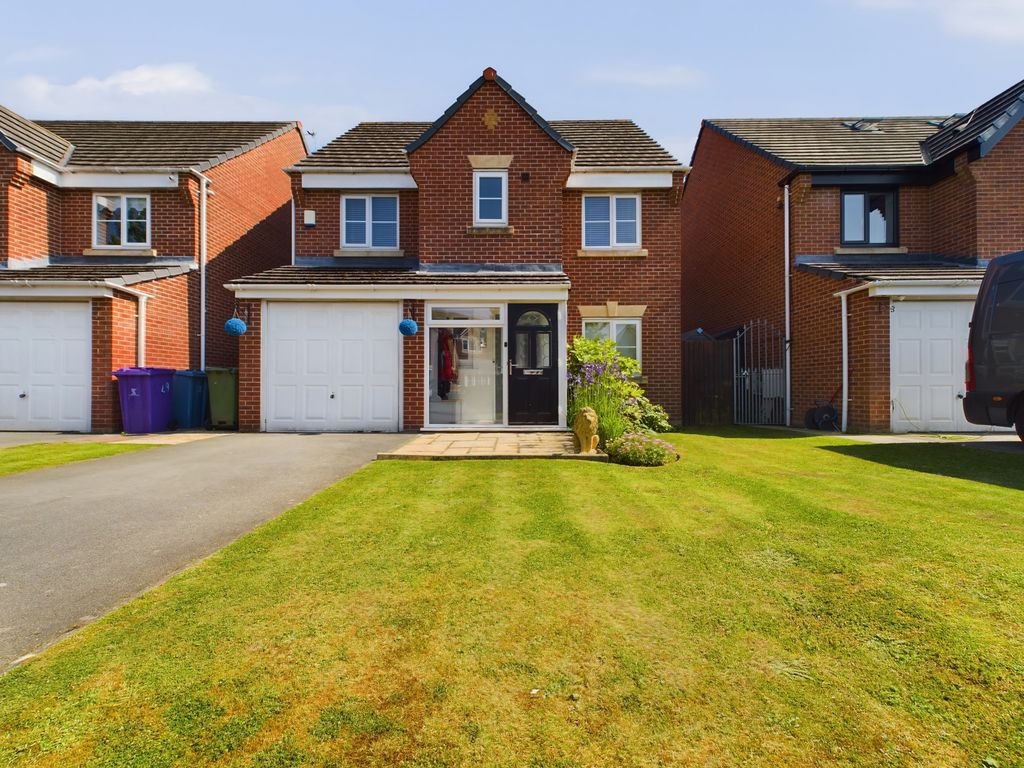 5 bed detached house for sale in Papillon Drive, Aintree, Liverpool L9