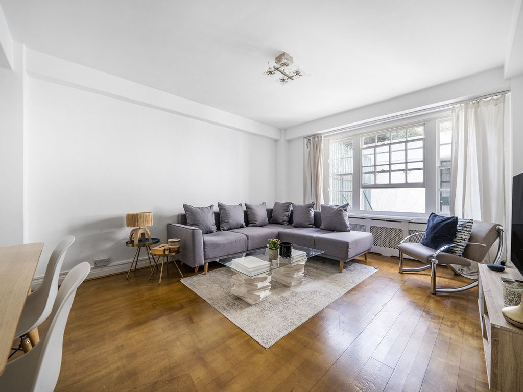 2 bed flat for sale in Apsley House, St. John's Wood London NW8, £