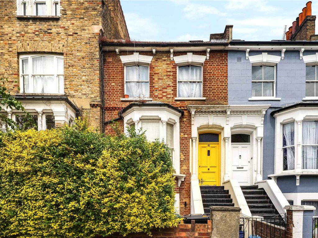 2 bed flat for sale in Sandringham Road, Dalston, London E8 Zoopla