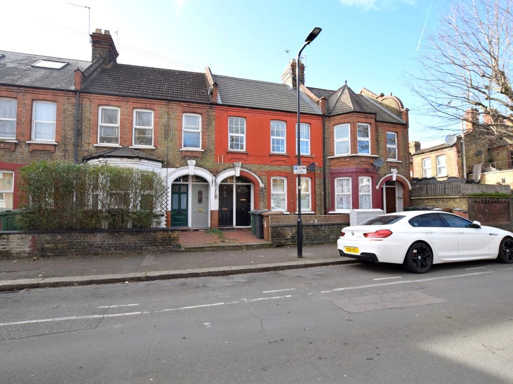 2 bed flat to rent in Morieux Road, Leyton E10 Zoopla