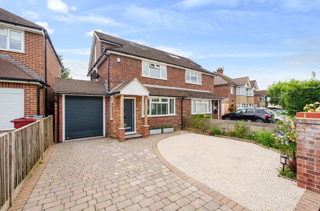 3 bed semidetached house for sale in Falmouth Road, Reading, Berkshire