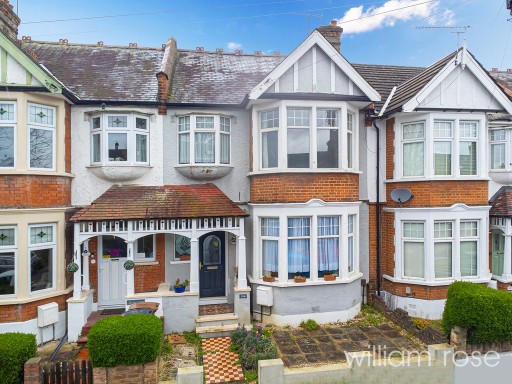 4 bed terraced house for sale in Beech Hall Road, Highams Park, London
