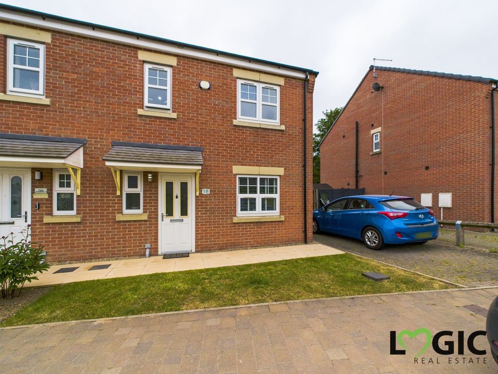 3 bed semidetached house for sale in Beechnut Lane, Pontefract, West