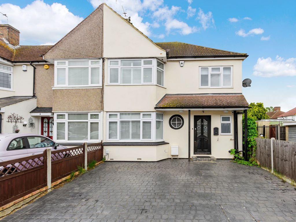 4 bed end terrace house for sale in Penshurst Avenue, Sidcup DA15 Zoopla