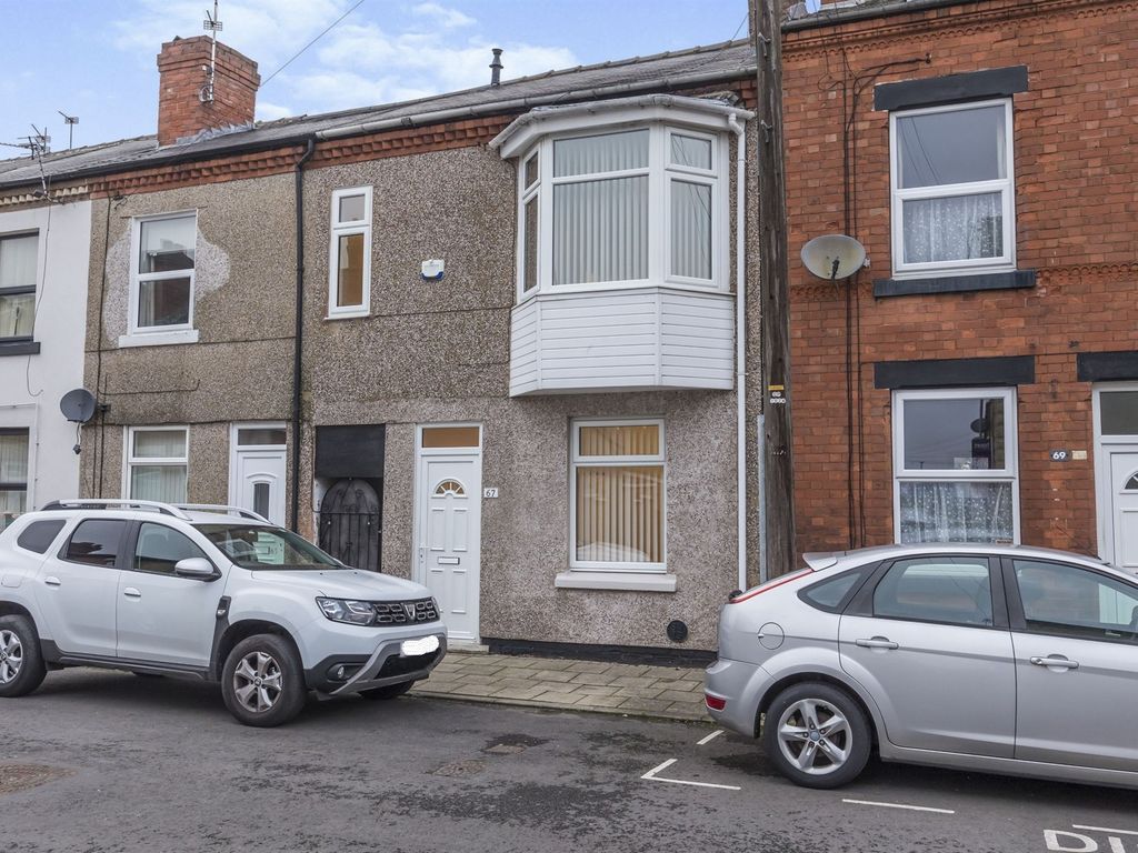 3 bed terraced house for sale in Victoria Street, Hucknall, Nottingham