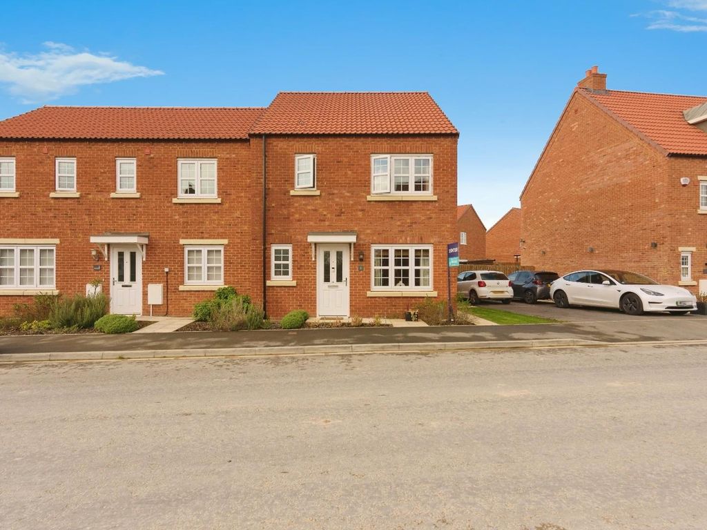 3 bed semidetached house for sale in Thornton Road, Fulford, York YO19