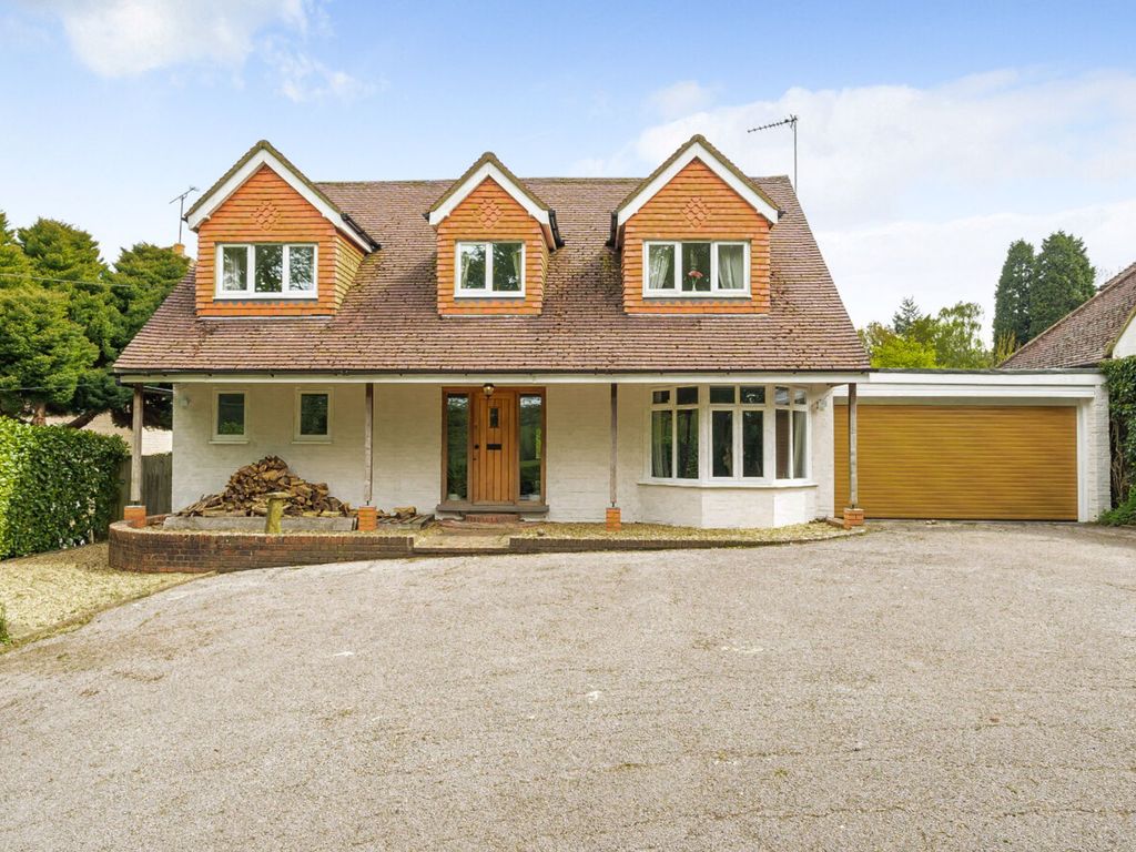 4 bed detached house for sale in Dorking Road, Warnham RH12, £950,000