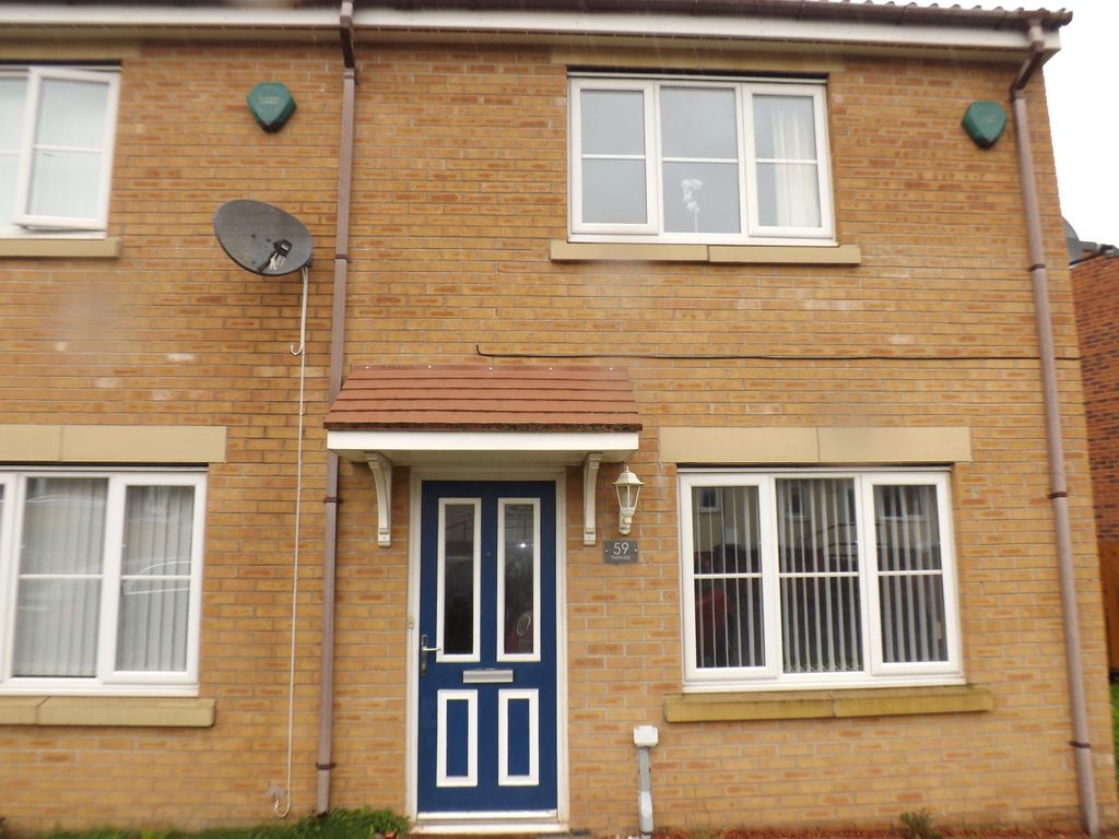 3 bed end terrace house to rent in Fellway, Pelton, ChesterLeStreet