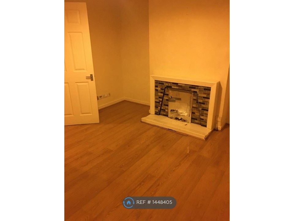 1 bed flat to rent in High Street, Ingatestone CM4 Zoopla