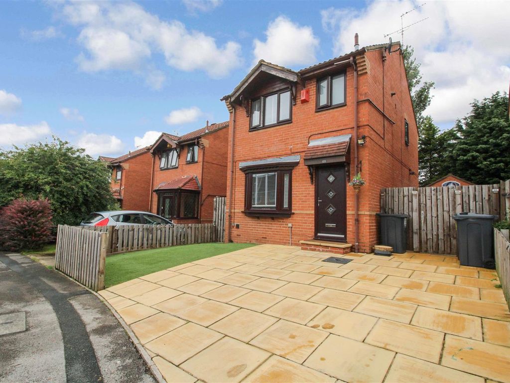 3 bed detached house for sale in Hazelcroft, Eccleshill, Bradford BD2
