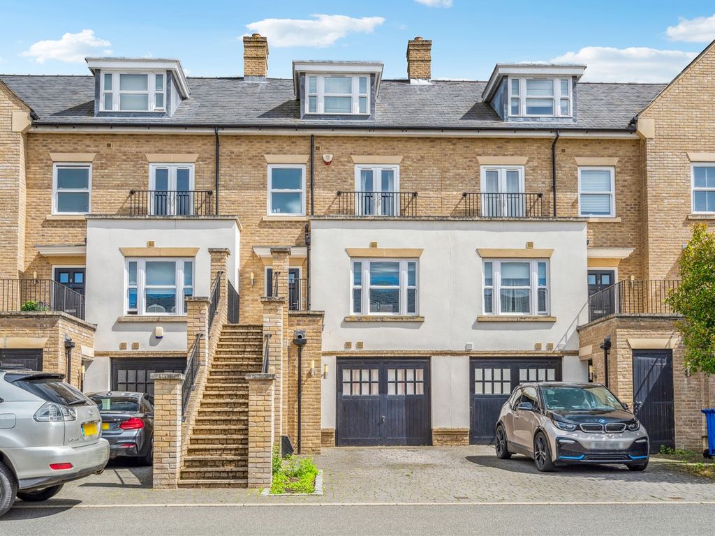 4 bed town house for sale in Royal Quay, Harefield UB9 Zoopla