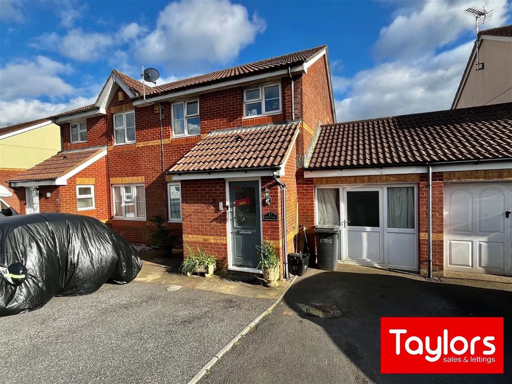 3 bed semidetached house for sale in Mulberry Close, Paignton TQ3, £