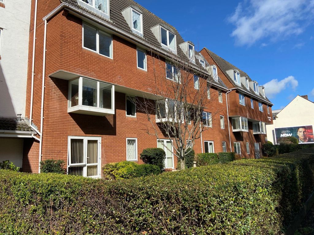 1 bed property for sale in Hendford, Yeovil BA20, £50,000 Zoopla