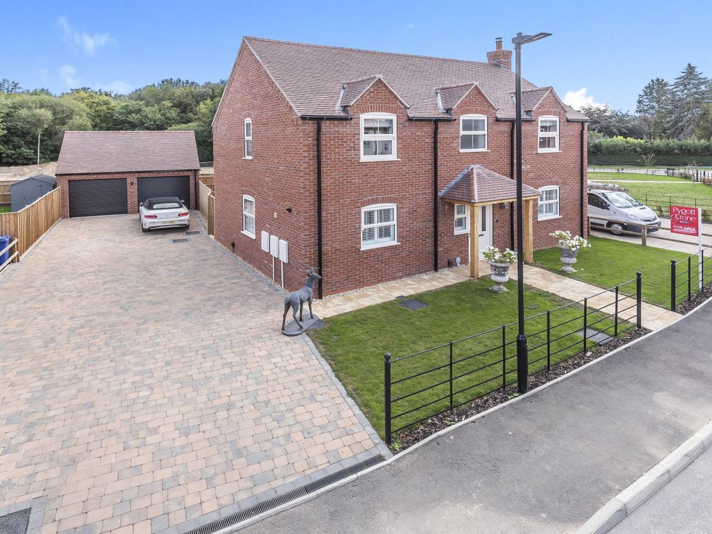 3 bed detached house for sale in Main Drive, Sudbrooke, Lincoln LN2