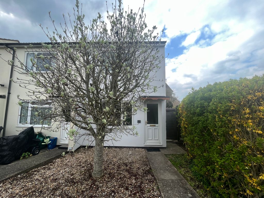 2 bed property to rent in Kirby Close, Axminster EX13 Zoopla