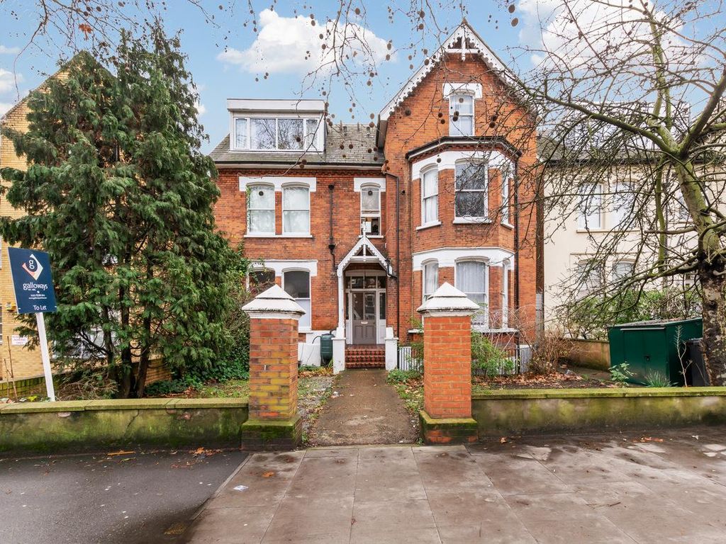 1 bed flat to rent in Christchurch Road, Tulse Hill SW2, £1,250 pcm