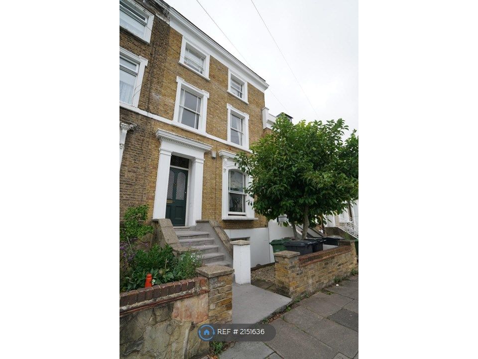 Room to rent in St. Donatts Road, London SE14, £660 pcm Zoopla