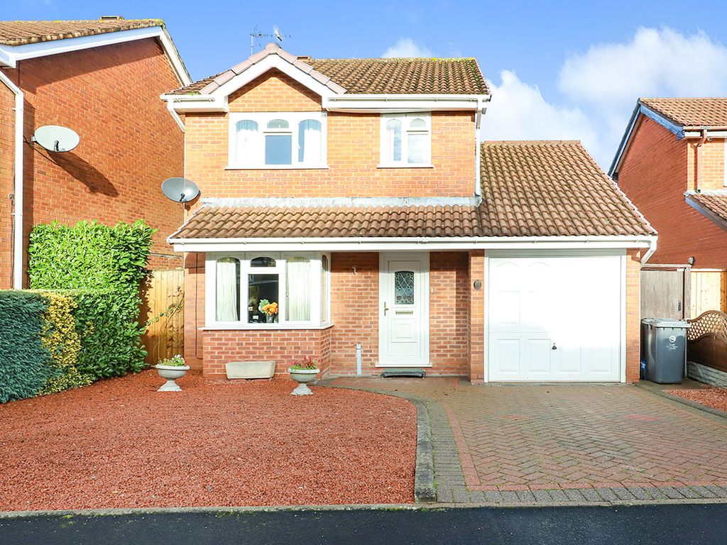 3 bed detached house for sale in Oatlands Way, Perton, Wolverhampton