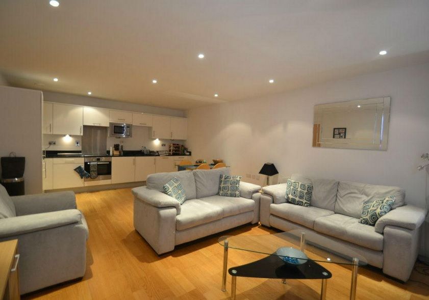 2 bed flat for sale in Clapham Common South Side, London SW4 Zoopla