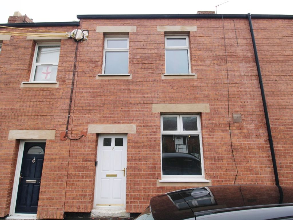 2 bed terraced house to rent in Pine Street, Stanley, Durham DH9, £495