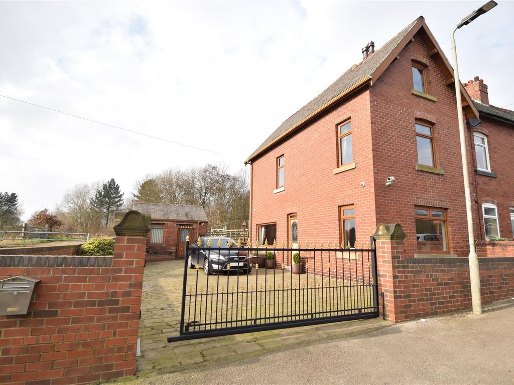 4 bed property to rent in Haigh Lane, Haigh, Barnsley S75, £1,200 pcm