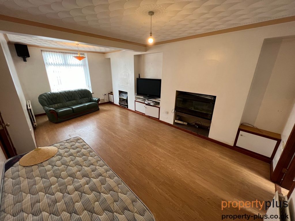 3 bed terraced house for sale in North Road Ferndale , Ferndale CF43