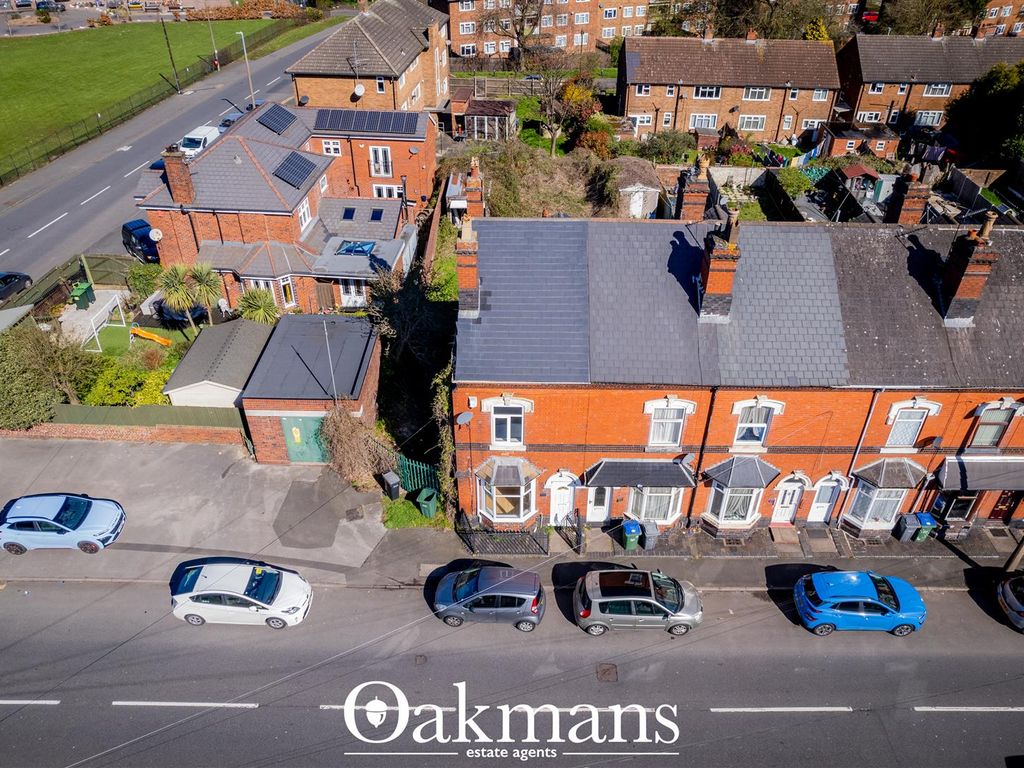 2 bed end terrace house to rent in Horseley Road, Tipton DY4, £750 pcm