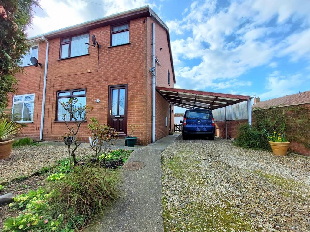 3 bed semidetached house for sale in Leys Lane, Skipsea, Driffield