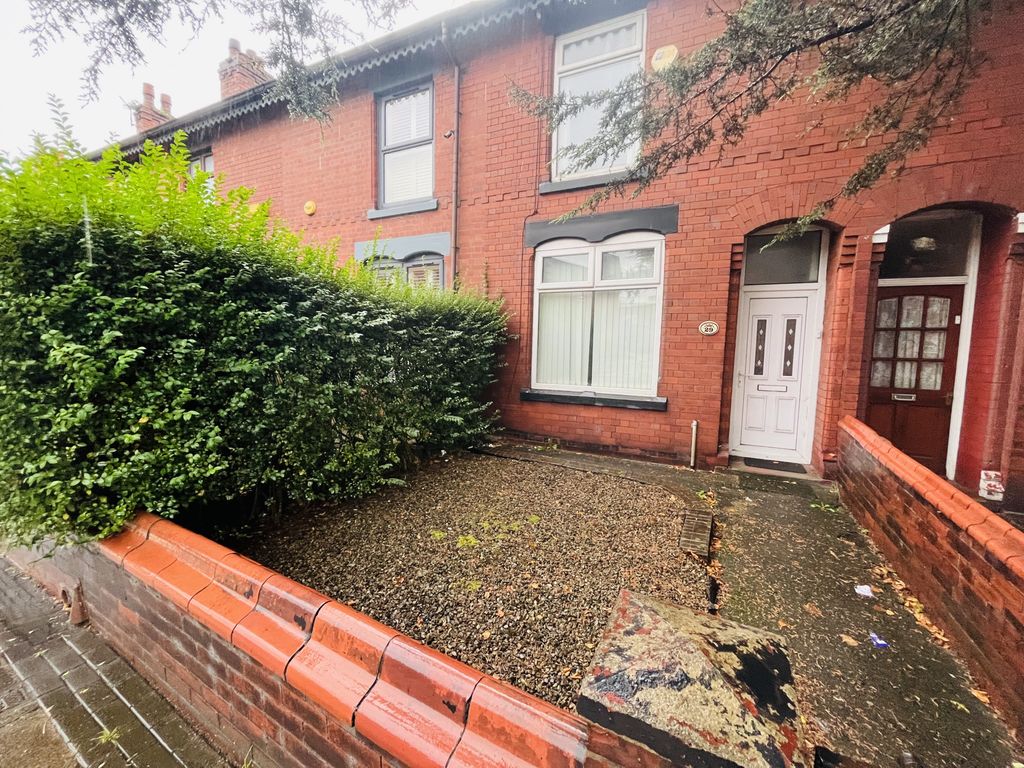 2 bed terraced house to rent in High Street, Walkden, Manchester M28