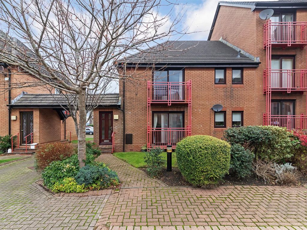 2 bed flat for sale in Curlinghall, Largs, North Ayrshire KA30 Zoopla