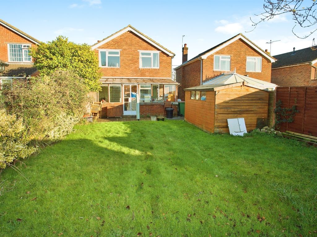 3 bed detached house for sale in Marls Road, Botley, Southampton SO30