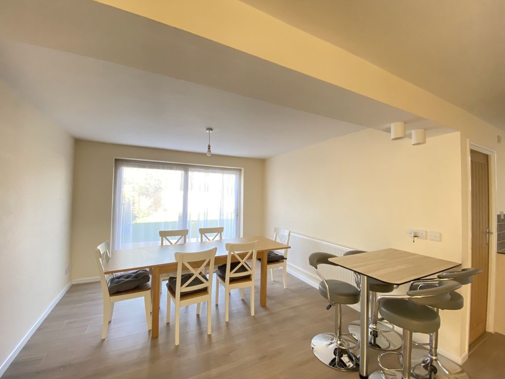 4 bed semidetached house to rent in Gybbon Rise, Staplehurst
