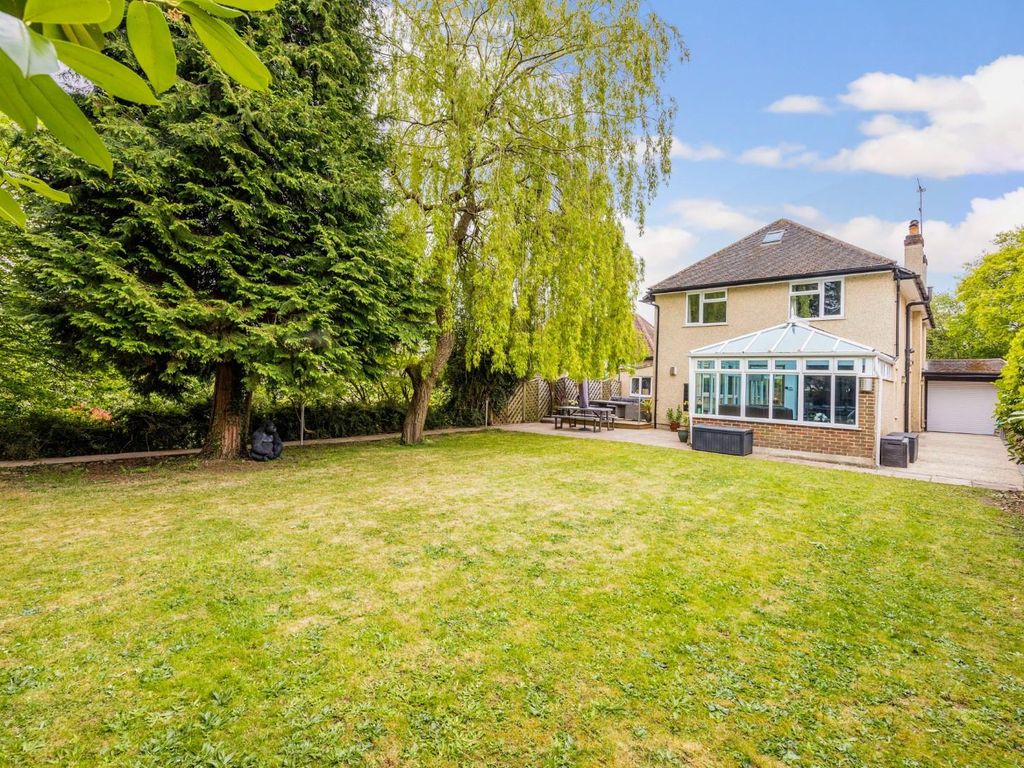 5 bed detached house for sale in Church Lane, Coulsdon CR5 Zoopla