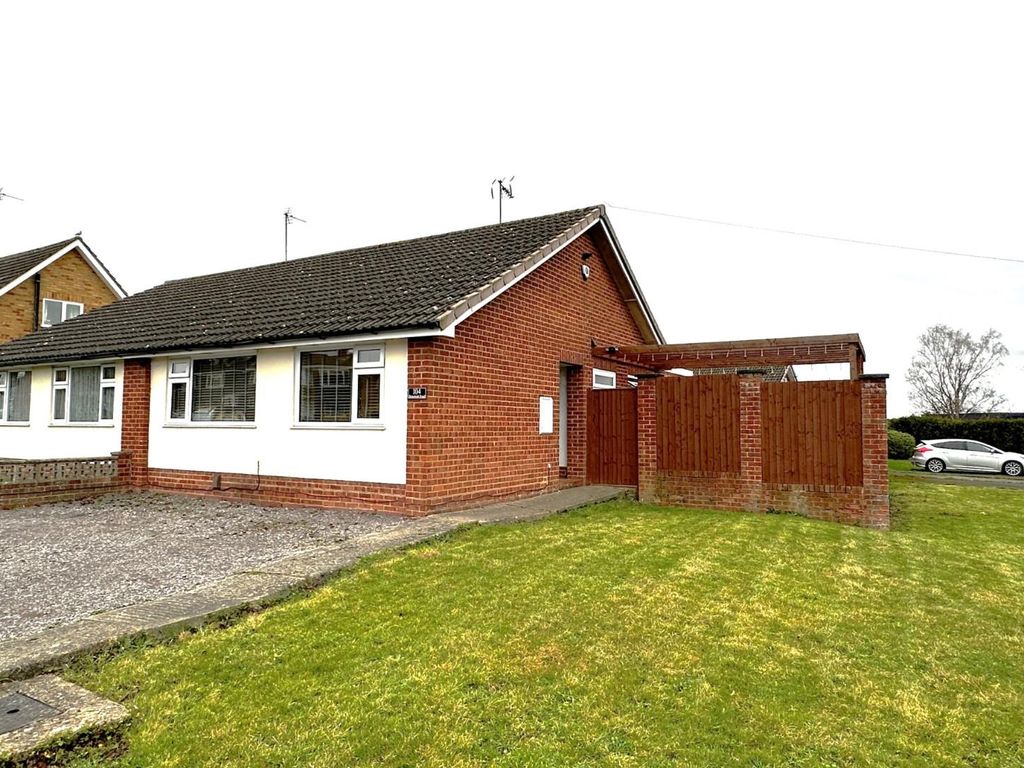 2 bed semidetached bungalow for sale in Beaumont Road, Springbank, Cheltenham GL51, £310,000