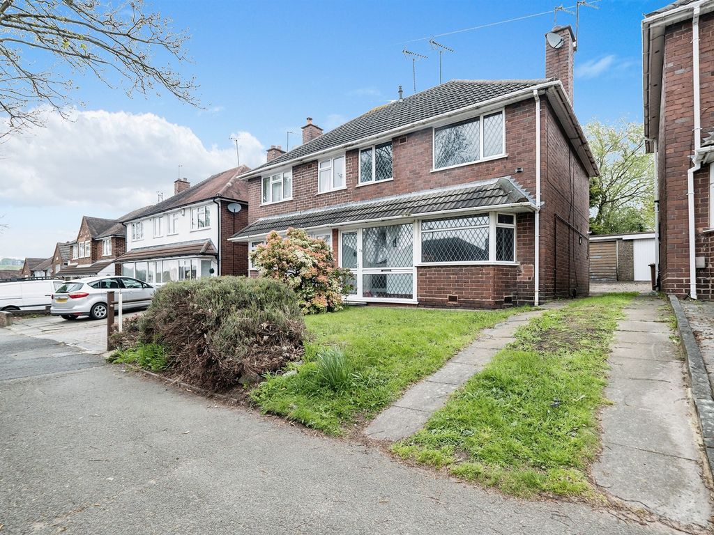 3 bed semidetached house for sale in Raeburn Road, Great Barr