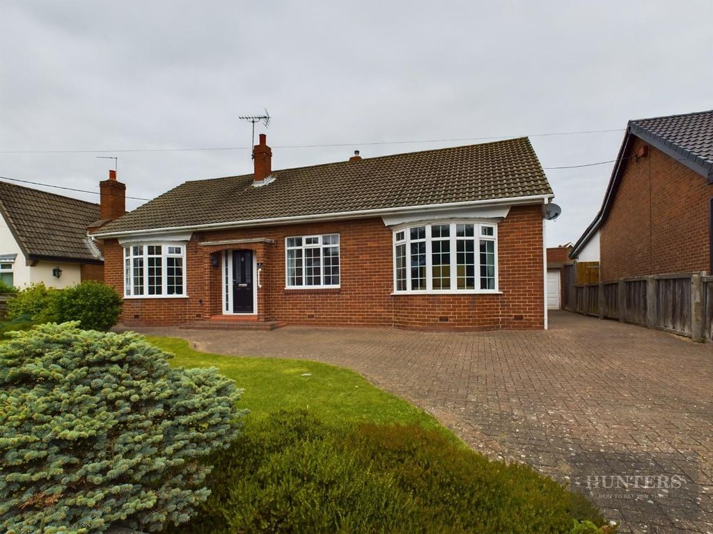 3 bed bungalow for sale in Boldon Lane, Cleadon, Sunderland SR6, £