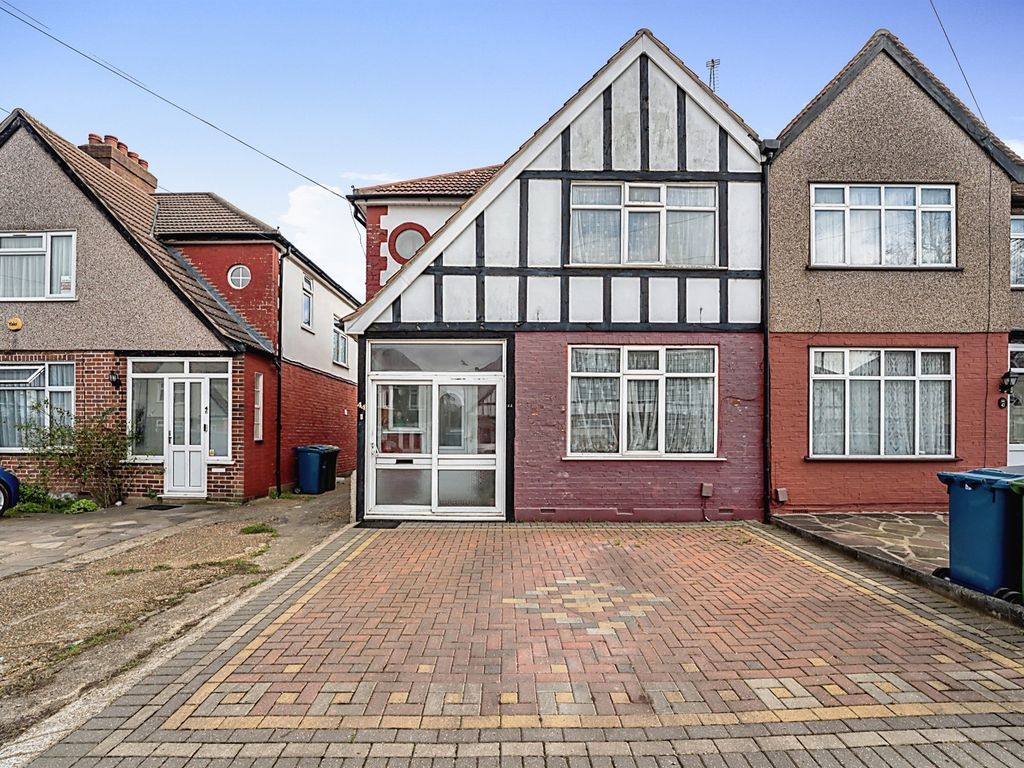 3 bed semidetached house for sale in Hibbert Road, Harrow HA3 Zoopla