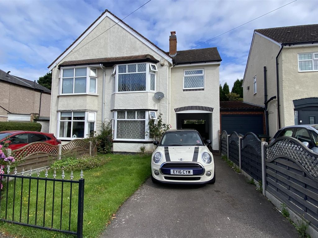 4 bed semidetached house for sale in Lime Tree Avenue, Lime Tree Park