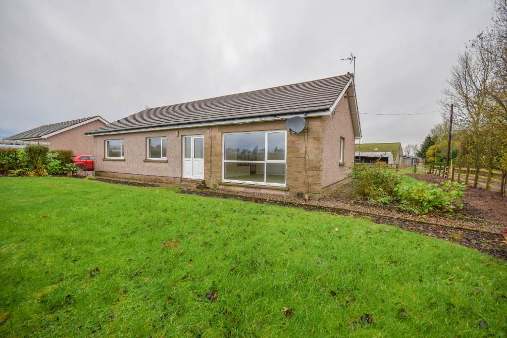 3 bed bungalow to rent in Findowrie Cottages, Brechin, Angus DD9, £900