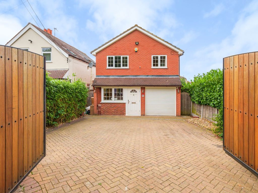 4 bed detached house for sale in Cherry Hill Court, Callaways Lane